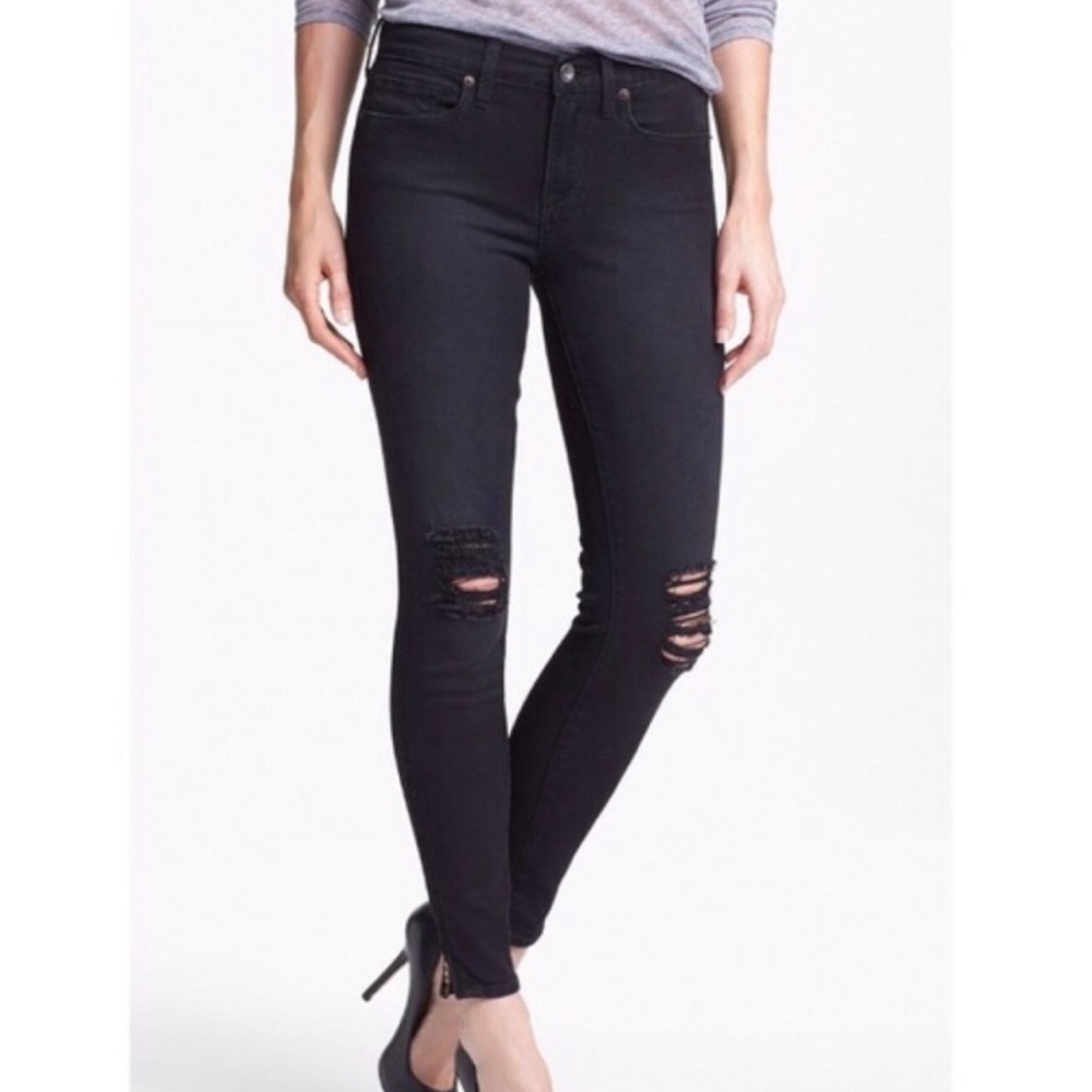 Lucky Brand charlie  Distressed Skinny Jeans Black Size 10/30